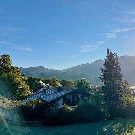 Wunderschoene Wohnung Mit Balkon Und Blick Auf Die Alpen Oberstaufen Exteriör bild