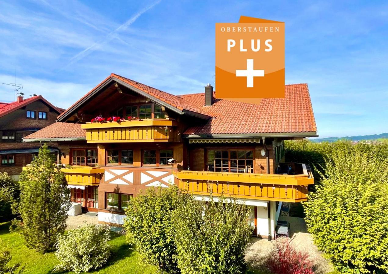 Wunderschoene Wohnung Mit Balkon Und Blick Auf Die Alpen Oberstaufen Exteriör bild