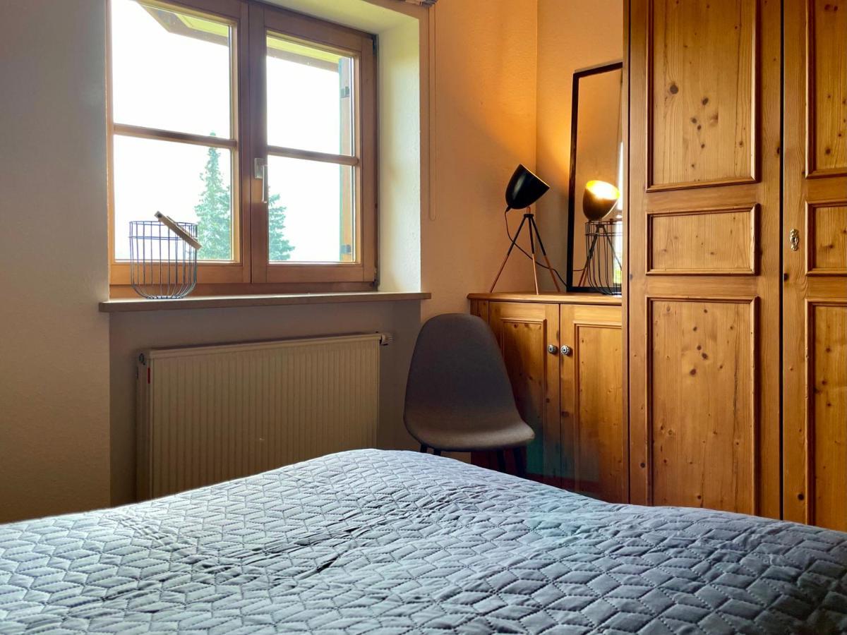 Wunderschoene Wohnung Mit Balkon Und Blick Auf Die Alpen Oberstaufen Exteriör bild