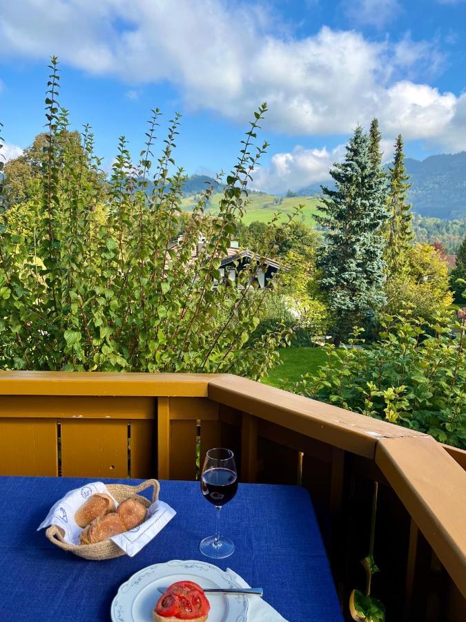 Wunderschoene Wohnung Mit Balkon Und Blick Auf Die Alpen Oberstaufen Exteriör bild